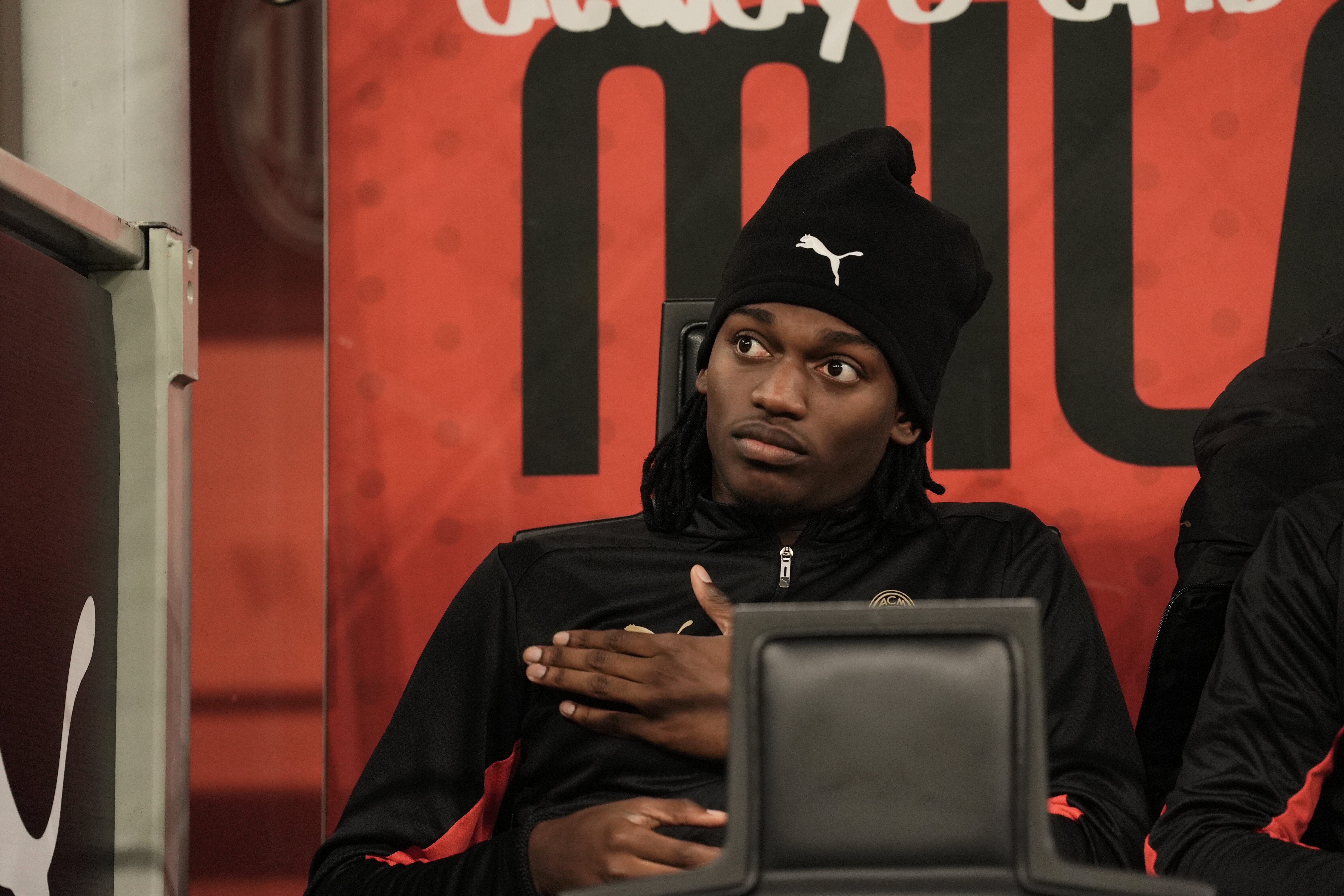 莫雷托：莱奥已就闹脾气向米兰全队道歉，球员今夏依然有离队可能