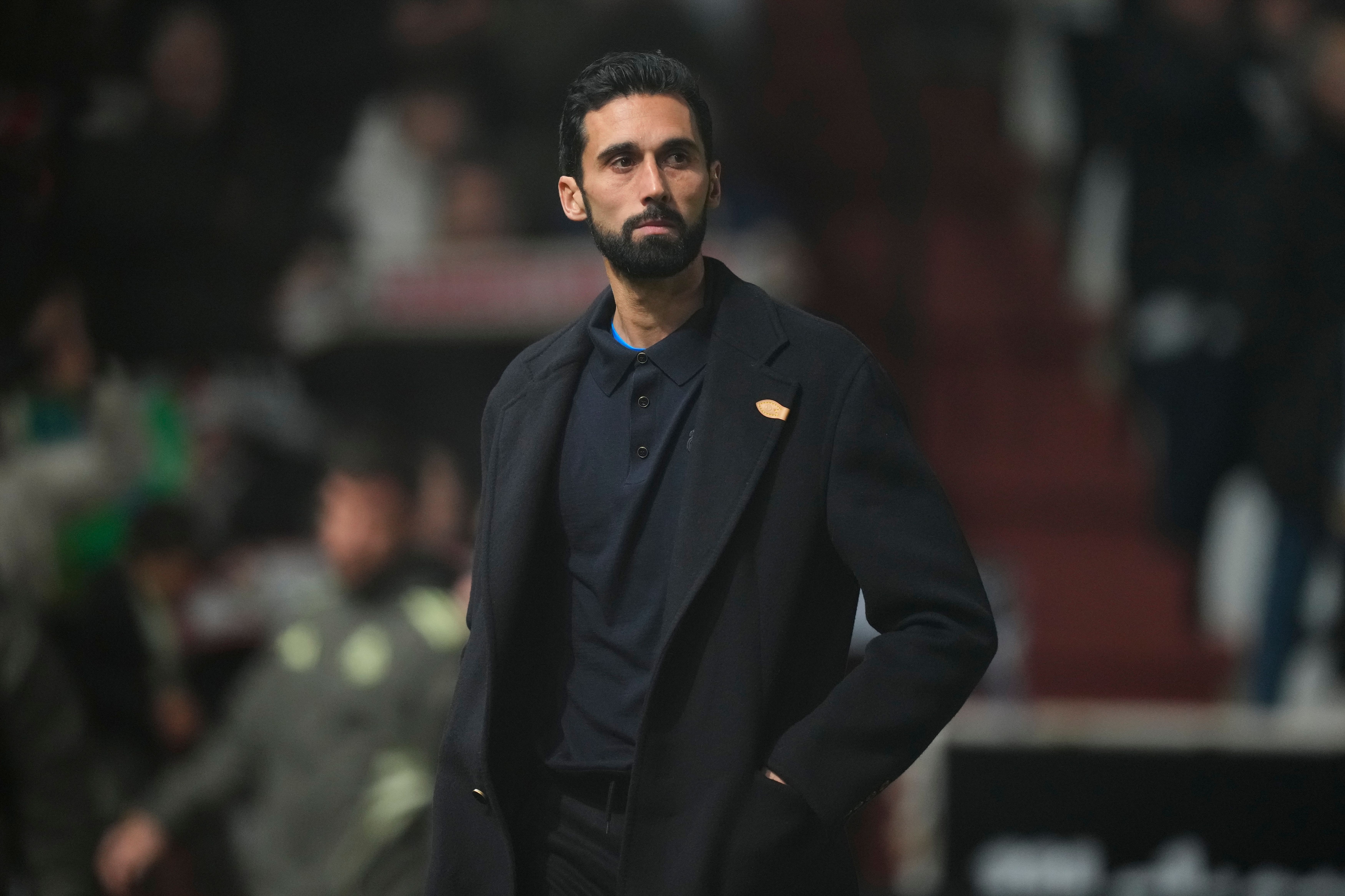 TA：阿韦洛亚执教方式比阿隆索更受欢迎，限制放宽让球队氛围变好