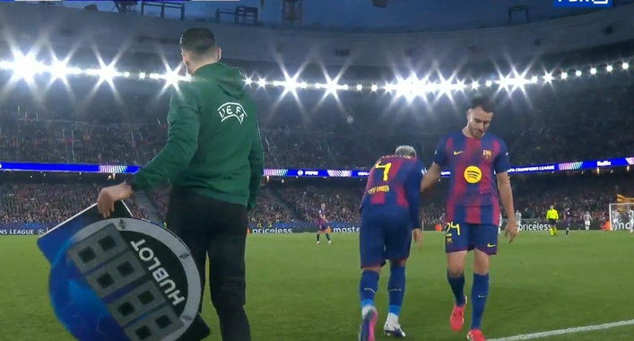 埃里克·加西亚21分钟伤退，阿劳霍替补出场