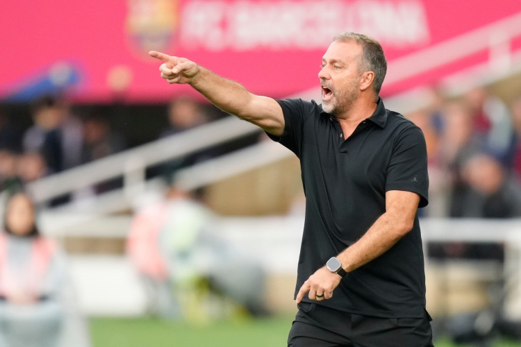 弗里克谈首发：莱万拥有丰富的经验 埃里克·加西亚能帮助到进攻