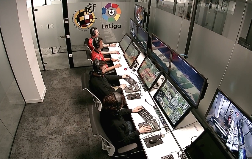 阿斯:VAR此前八次介入马德里德比,马竞和皇马各有四次受益