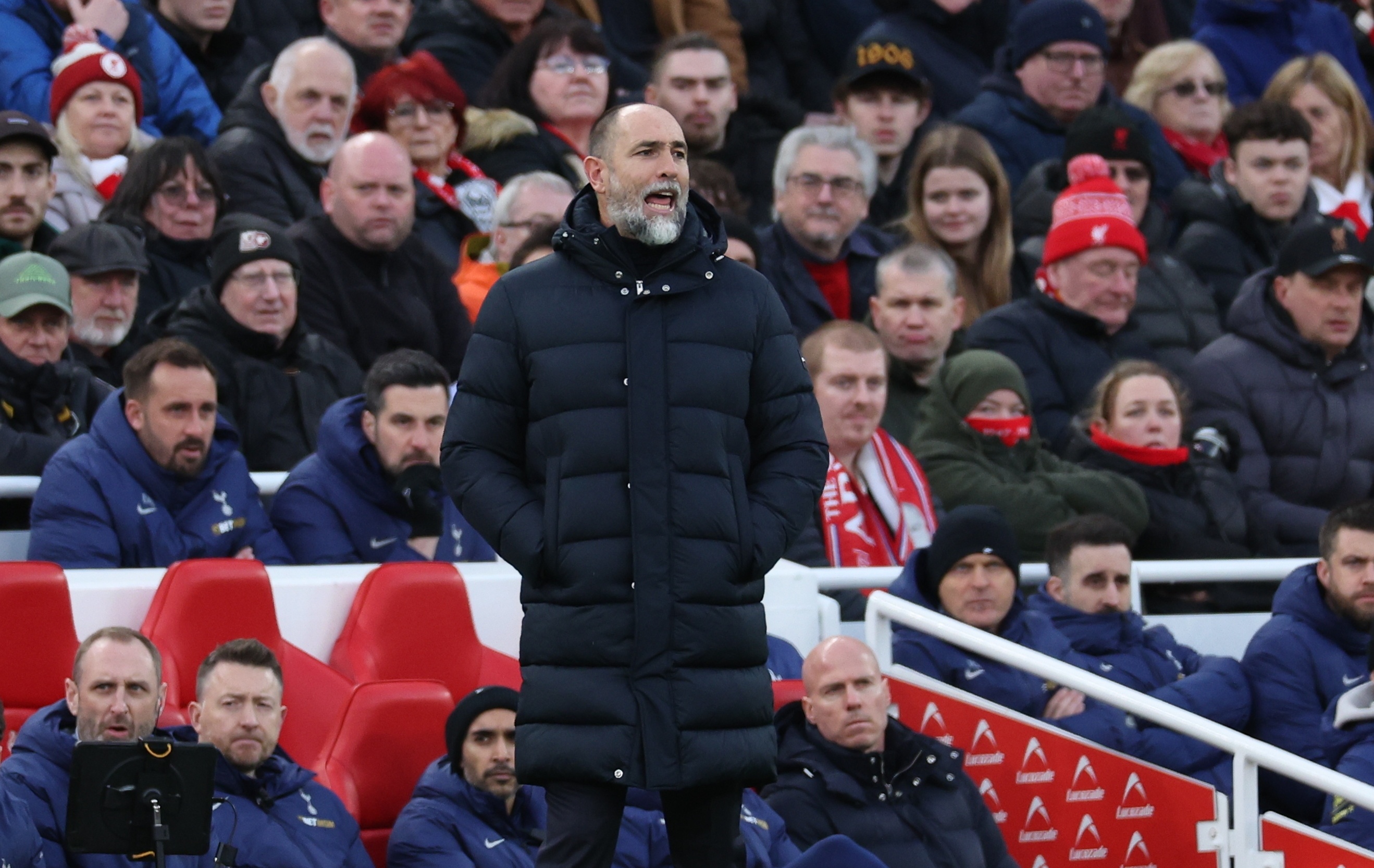 英媒:要确保留在英超,热刺接下来7轮比赛需要拿10分积分达40分