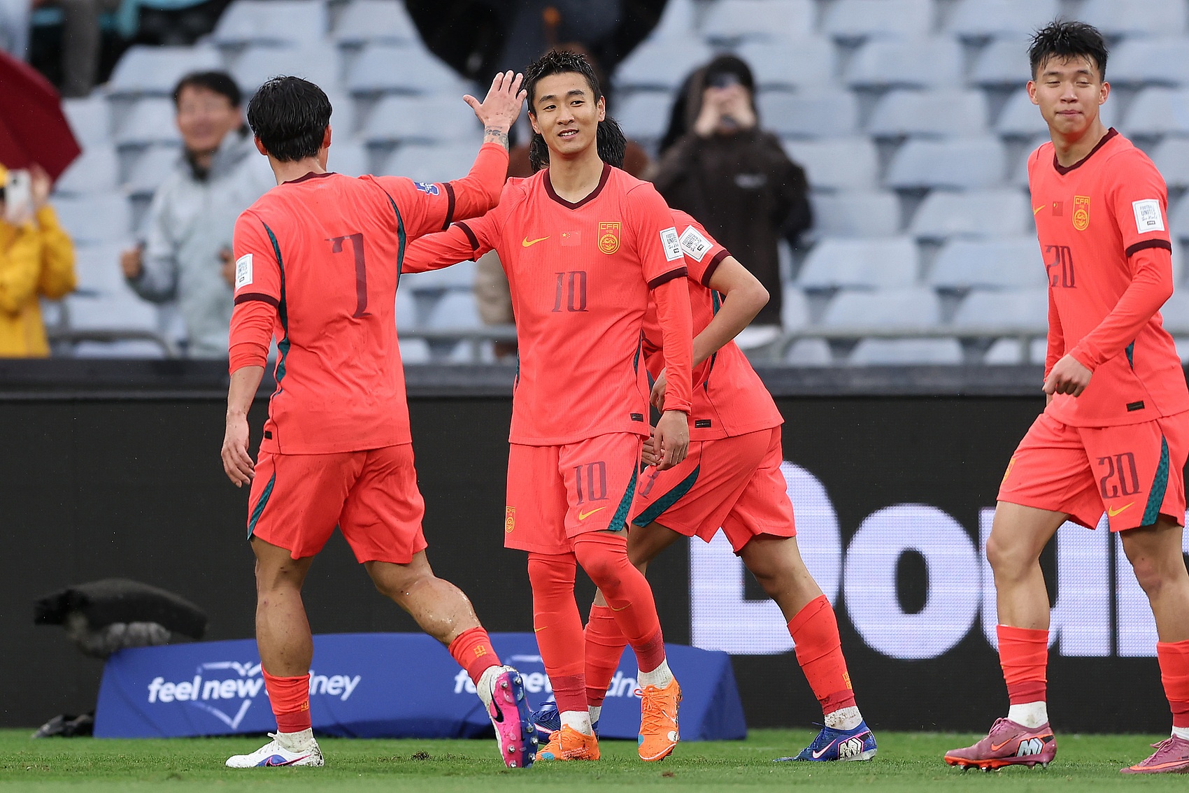 韦世豪：喀麦隆是非常强的球队，身体特别好，做好应对困难的准备