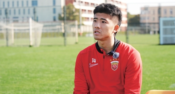 33岁李圣龙:没想到来B队第一场就梅开二度 温钧翔很有天赋