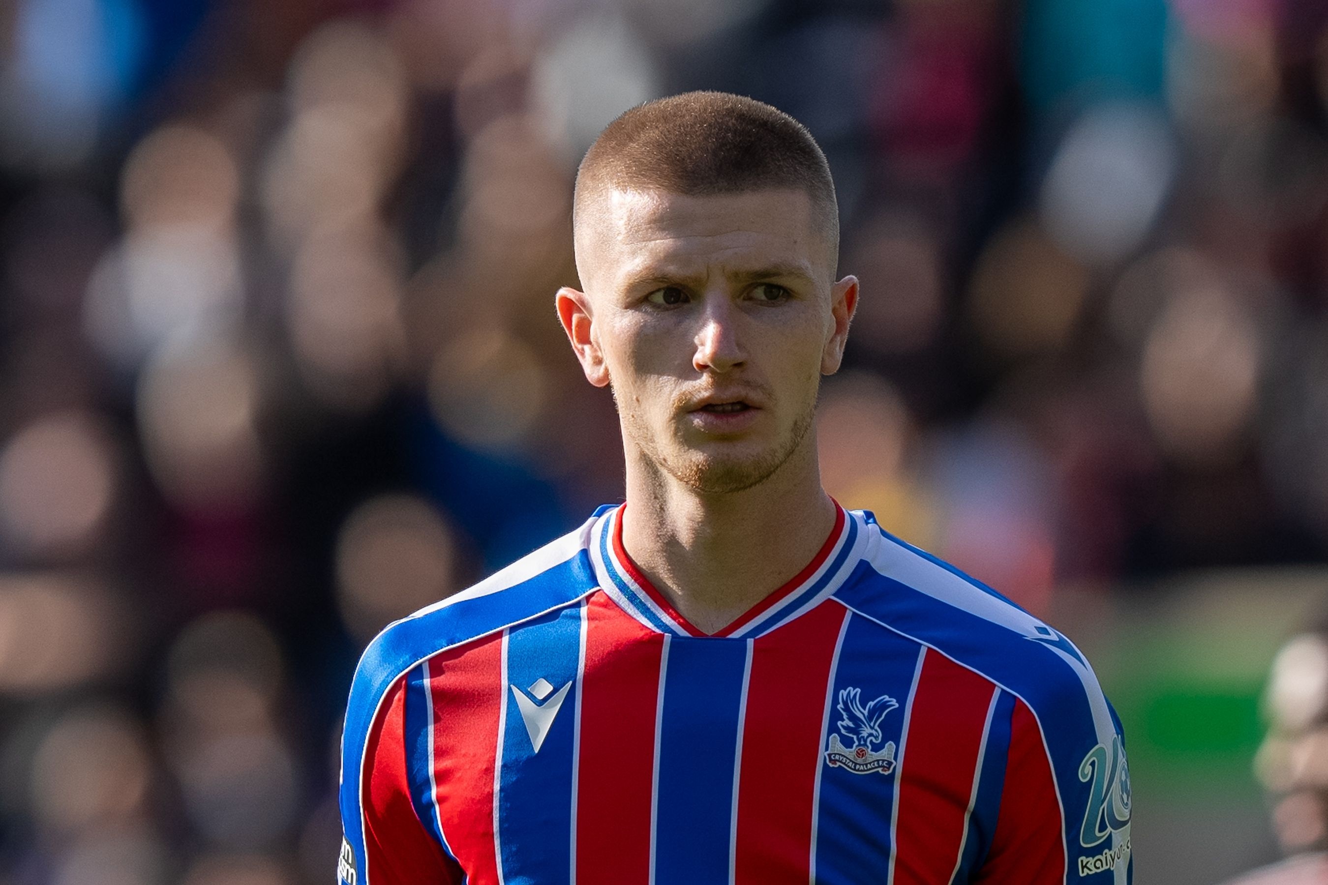 消息人士:切尔西今夏中场引援头号目标为亚当·沃顿